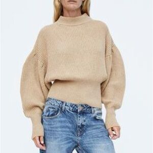 Zara puff SLEEVED SWEATER oat cream color